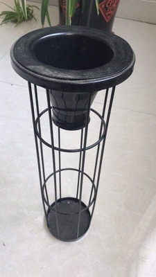 İyi bir fiyat. Çinko Galvaniz Toz Filtre Torbası Kafesi 24 Dikey Teller ISO9001 2008 Sertifikalı çevrimiçi