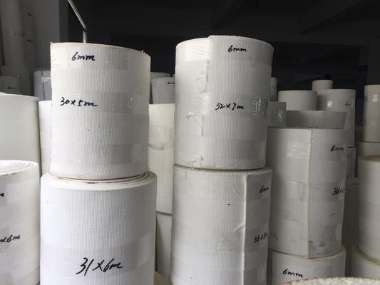 İyi bir fiyat. Çimento Fabrikasında Kullanılan Meta-Aramid 8mm Kalınlığında Hava Kaydırmalı Bantlı Kumaş Konveyör çevrimiçi