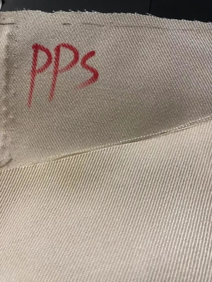 İyi bir fiyat. PPS PTFE Dokuma Geotekstil Filtre Kumaş 200GSM Yüksek sıcaklık çevrimiçi